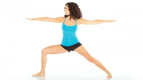 Позы йоги, которые помогут обрести плоский живот за 1 месяц